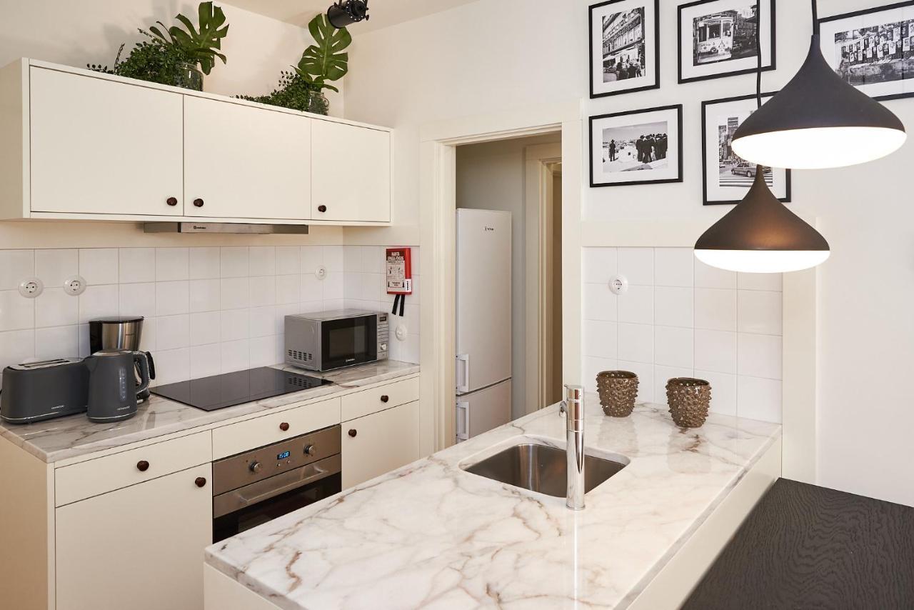 Boutique Rentals-Flores Classic Historical Centre OOporto Esterno foto